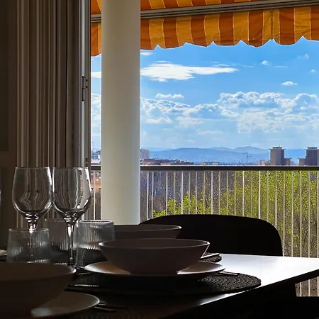 Vista Ghirlandina - Attico Sul Tetto Del Centro Al Settimo Piano مودينا