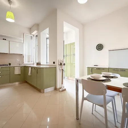 شقة Vista Ghirlandina - Attico Sul Tetto Del Centro Al Settimo Piano