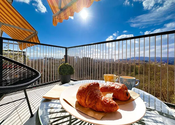 Vista Ghirlandina - Attico Sul Tetto Del Centro Al Settimo Piano *