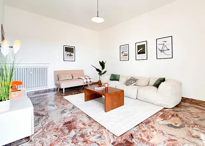 Vista Ghirlandina - Attico Sul Tetto Del Centro Al Settimo Piano Lägenhet Modena